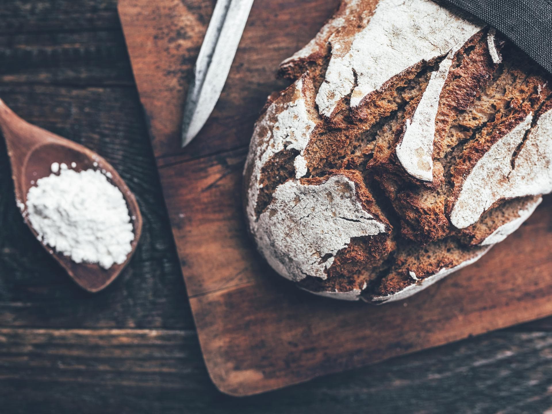 Warum schenkt man zum Einzug Brot und Salz? Brot und Salz
