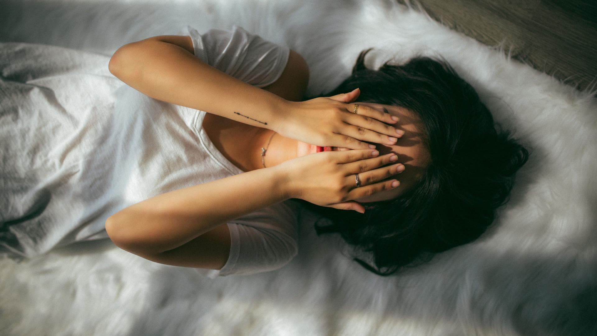 Frau nach Seitensprung