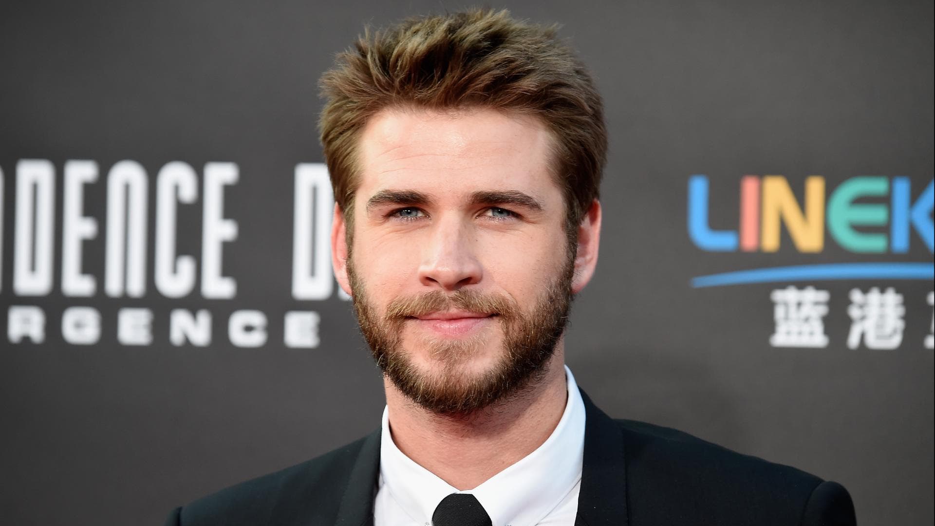 liam hemsworth vater