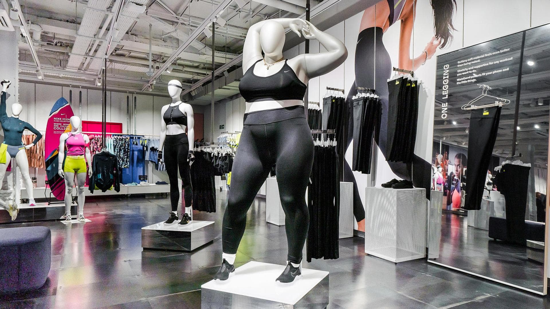 Plus-Size Schaufensterpuppen von Nike