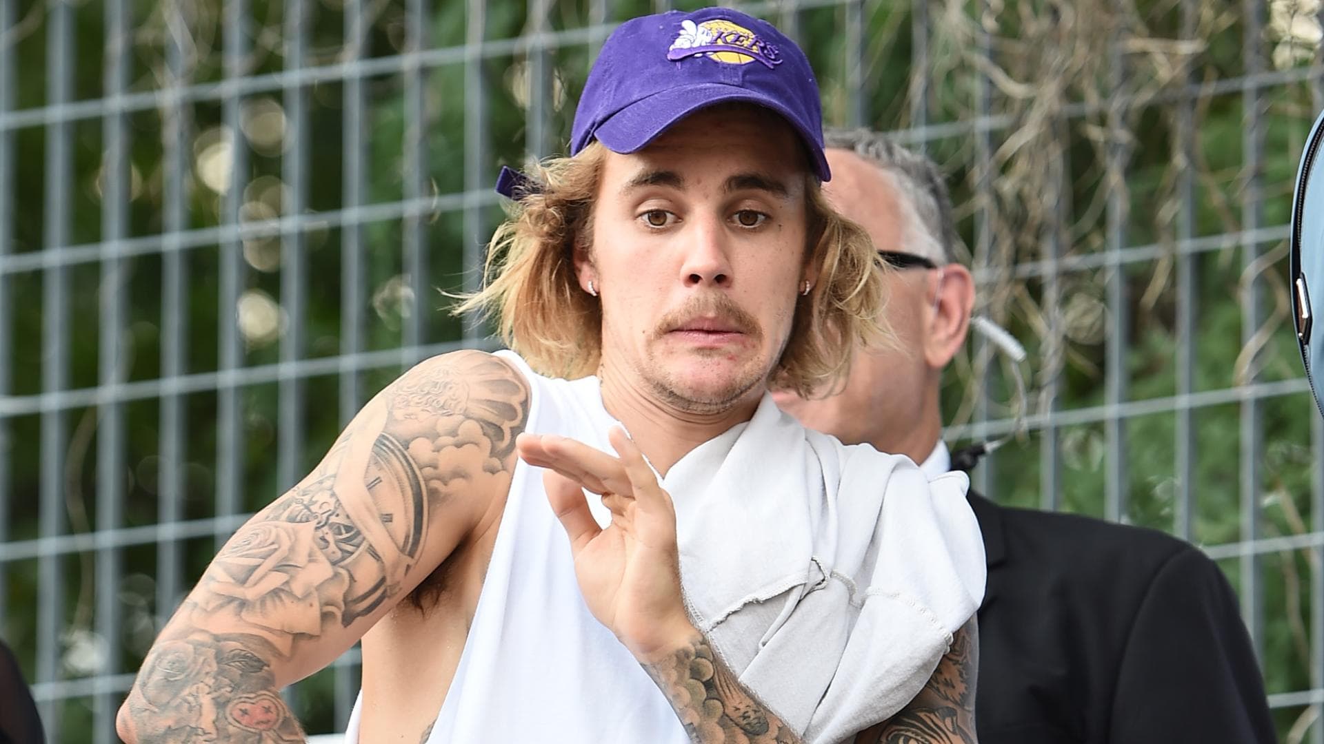 justin Bieber lange Haare mit Bart 