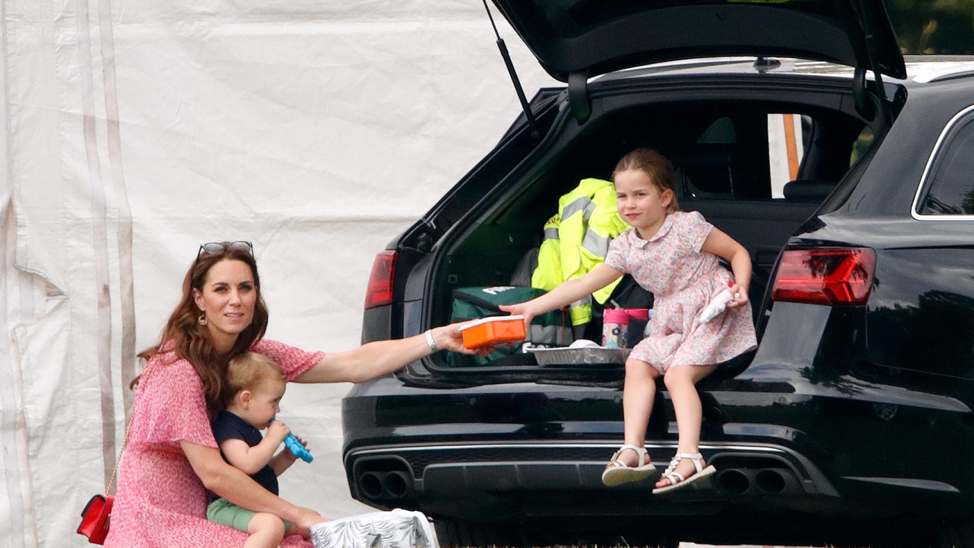 Herogin Kate mit Charlotte und Louis