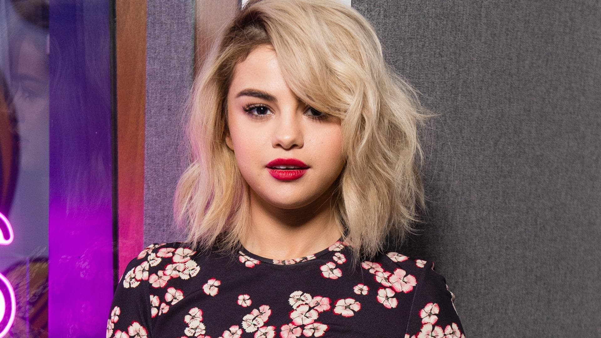 Selena Gomez blonde Haare