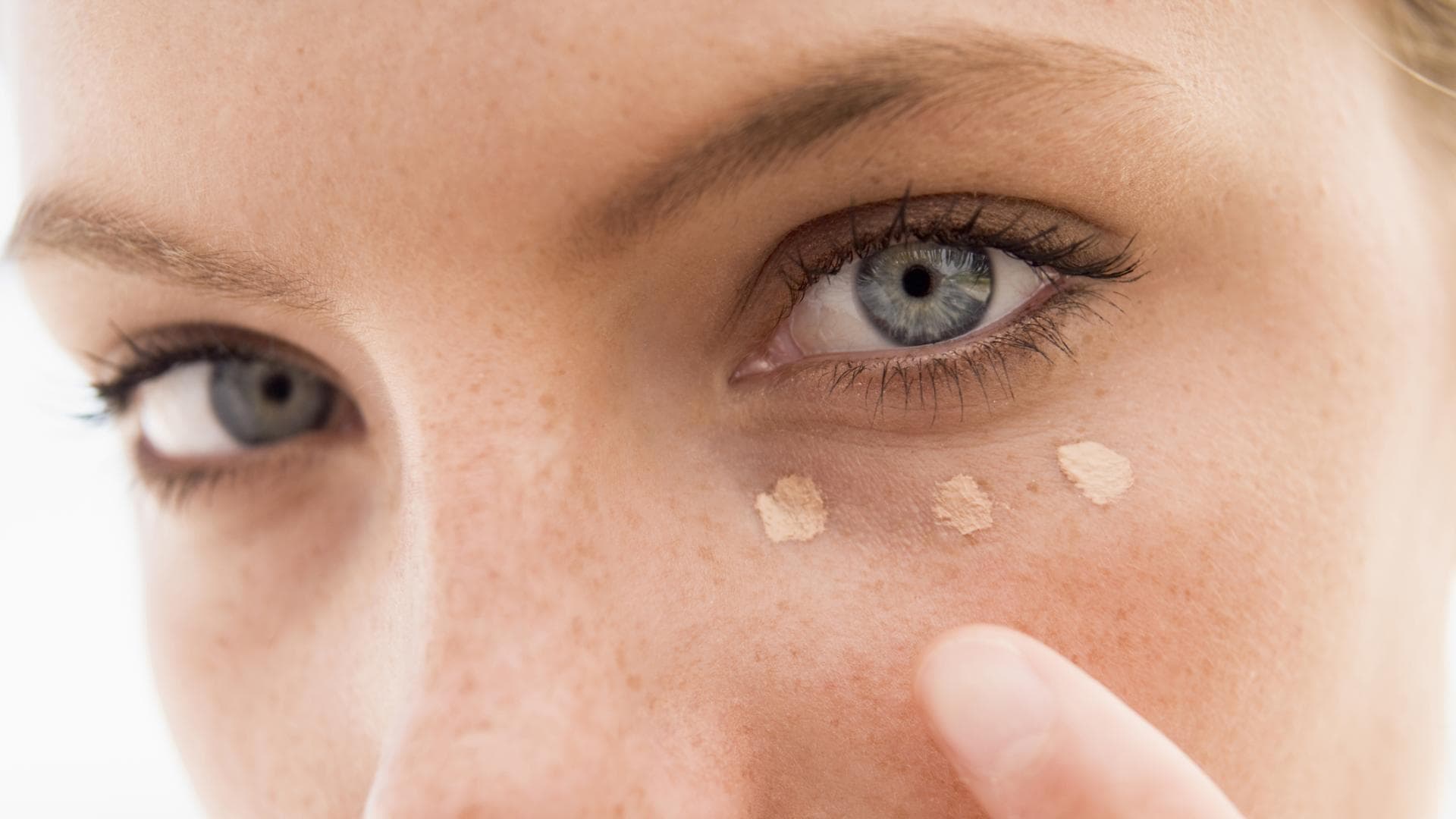 Concealer gegen Augnringe