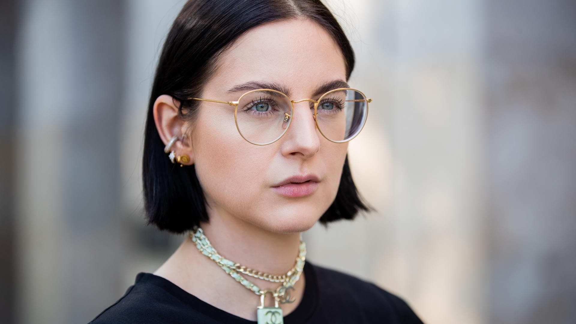 Pickel an der Ursache bekämpfen: Mit diesem Gerät geht es so einfach!