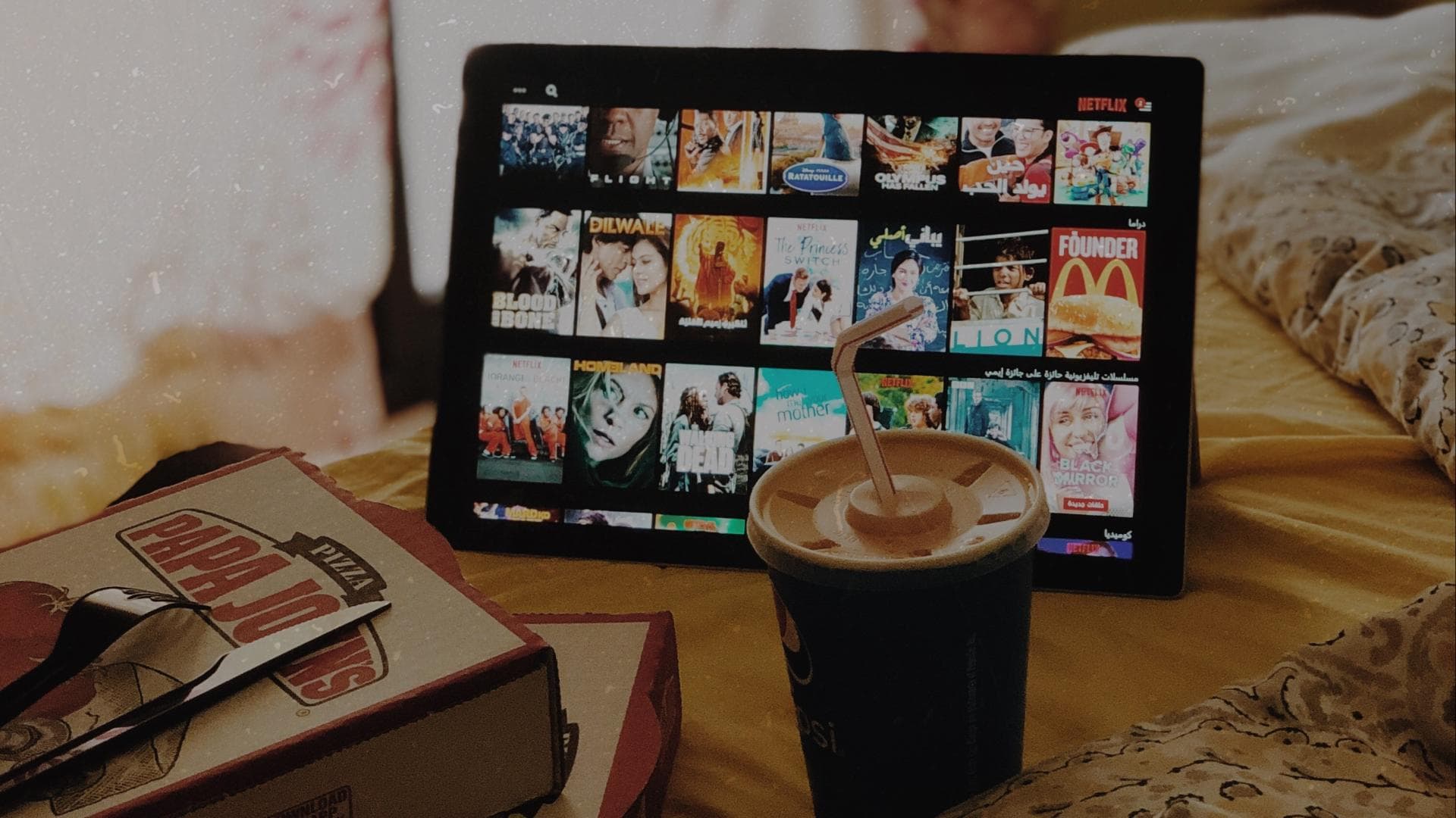 iPad und Essen im Bett