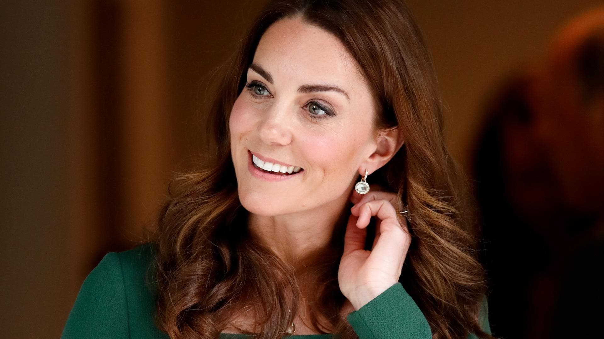 kate middleton herzogin mit ohrringen