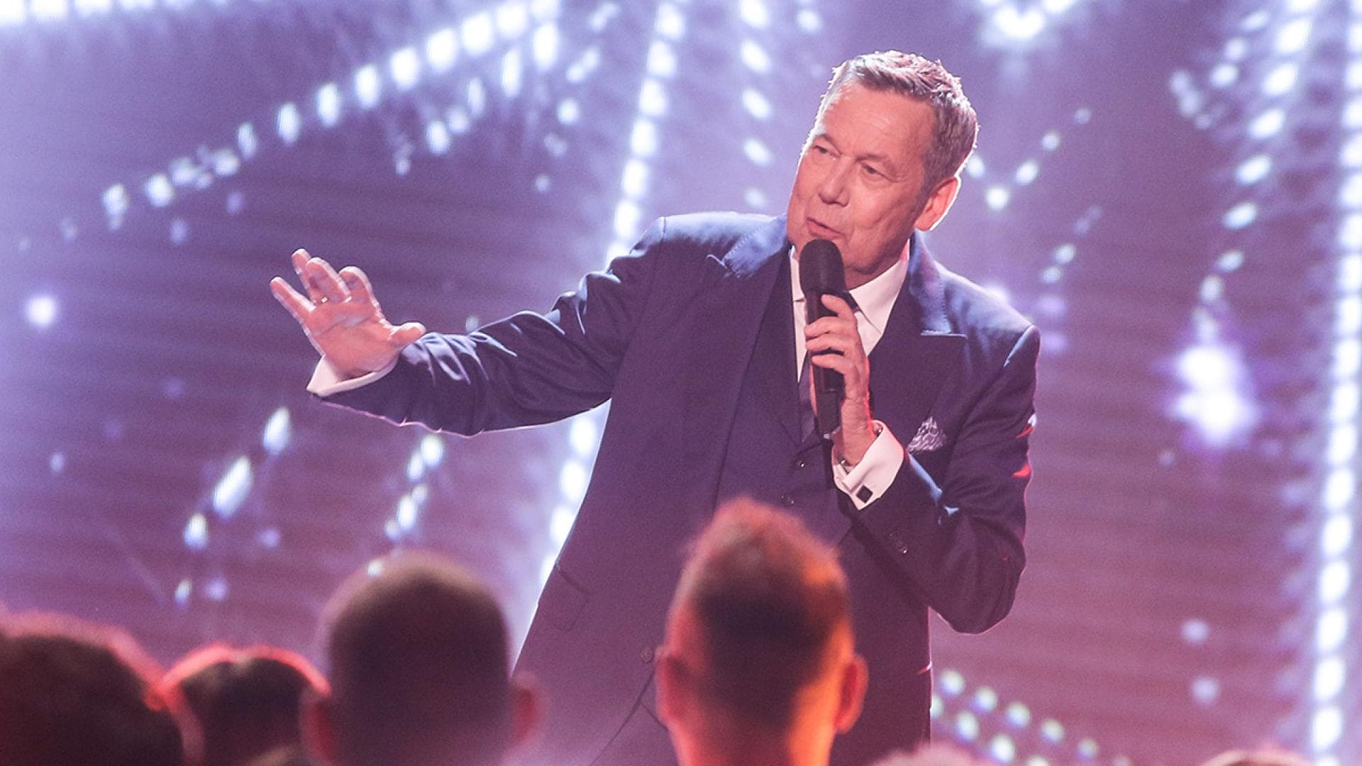 Roland Kaiser mit Mikrofon