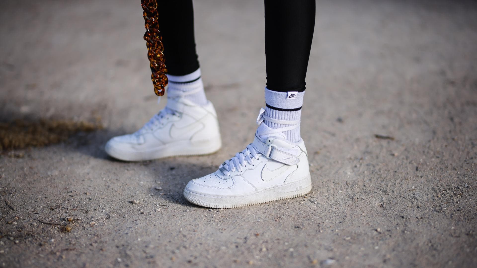 weiße High Top Sneaker Leggings