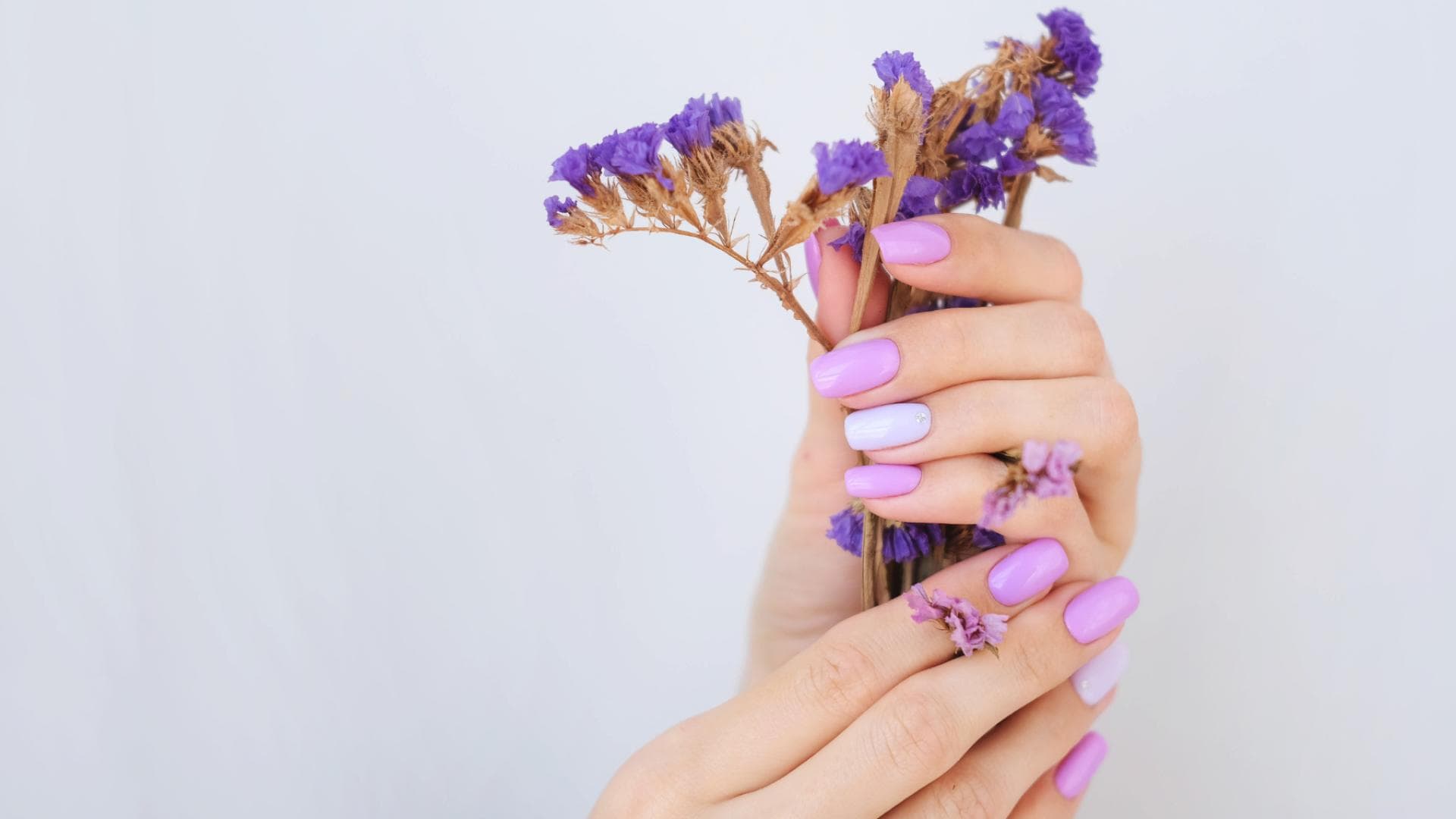 Nagel-Trend 2022 Two-Tone-Nails
