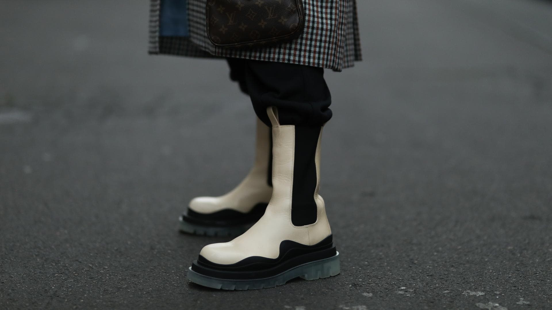 Beige Boots sind im Herbst angesagt