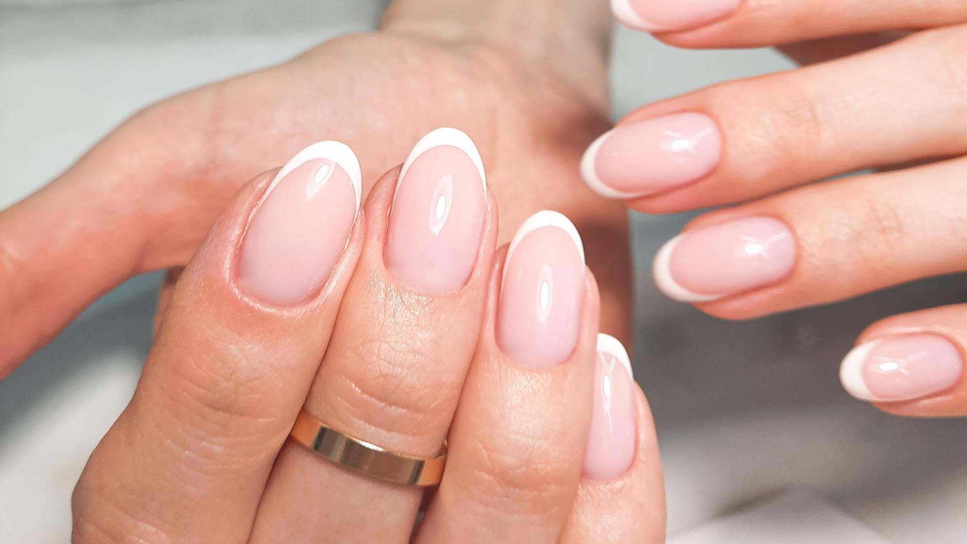 French Nails Selber Machen Ohne Schablone French Nails selber machen: So einfach gehts