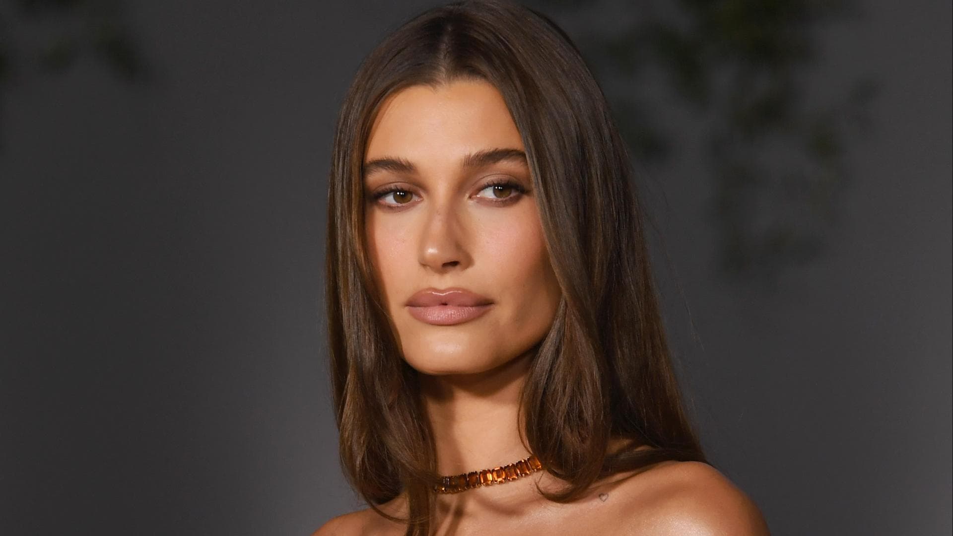 Hailey Bieber Smoked Chestnut