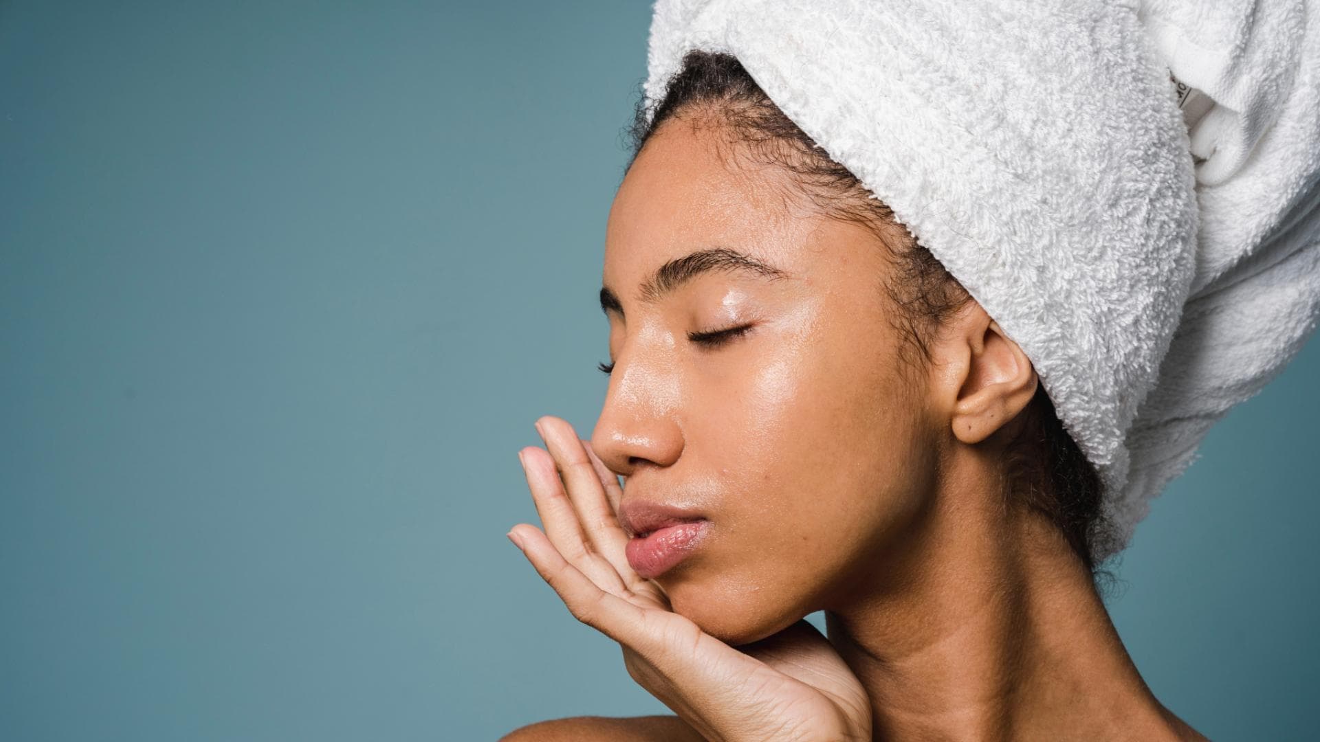 Haare im Turban trocknen