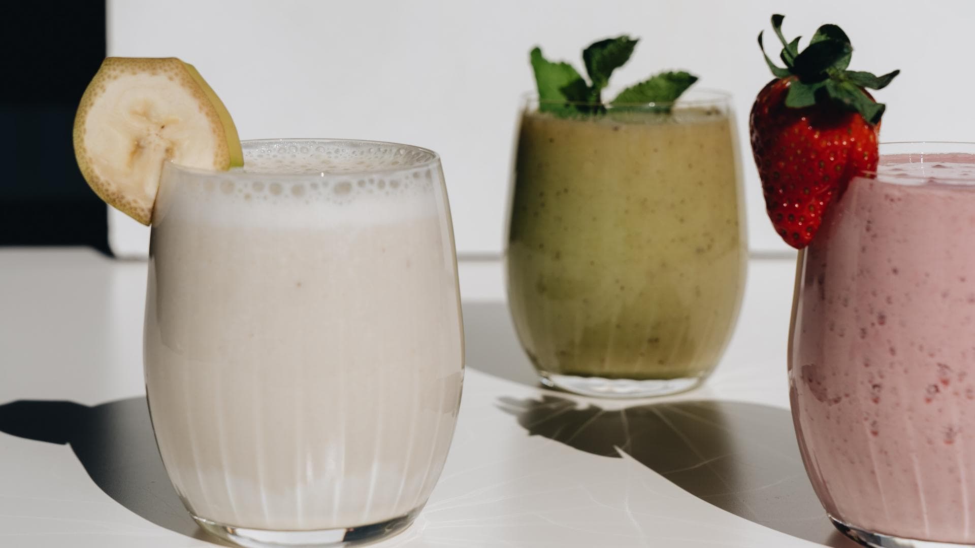 Abnehmshakes in verschiedenen Geschmachsrichtungen