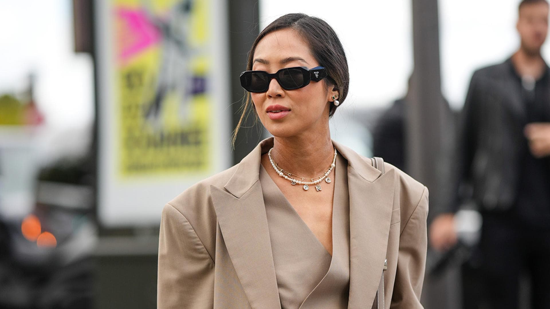 Aimee Song trägt Blazer