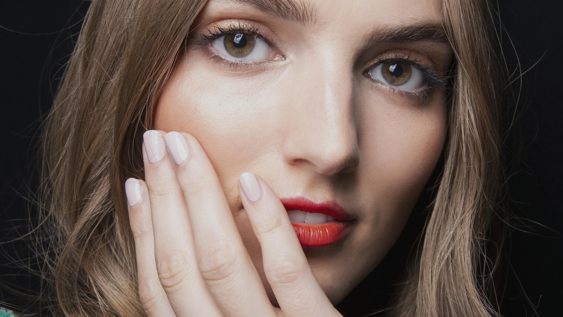 Milky Manicure Fingernägel