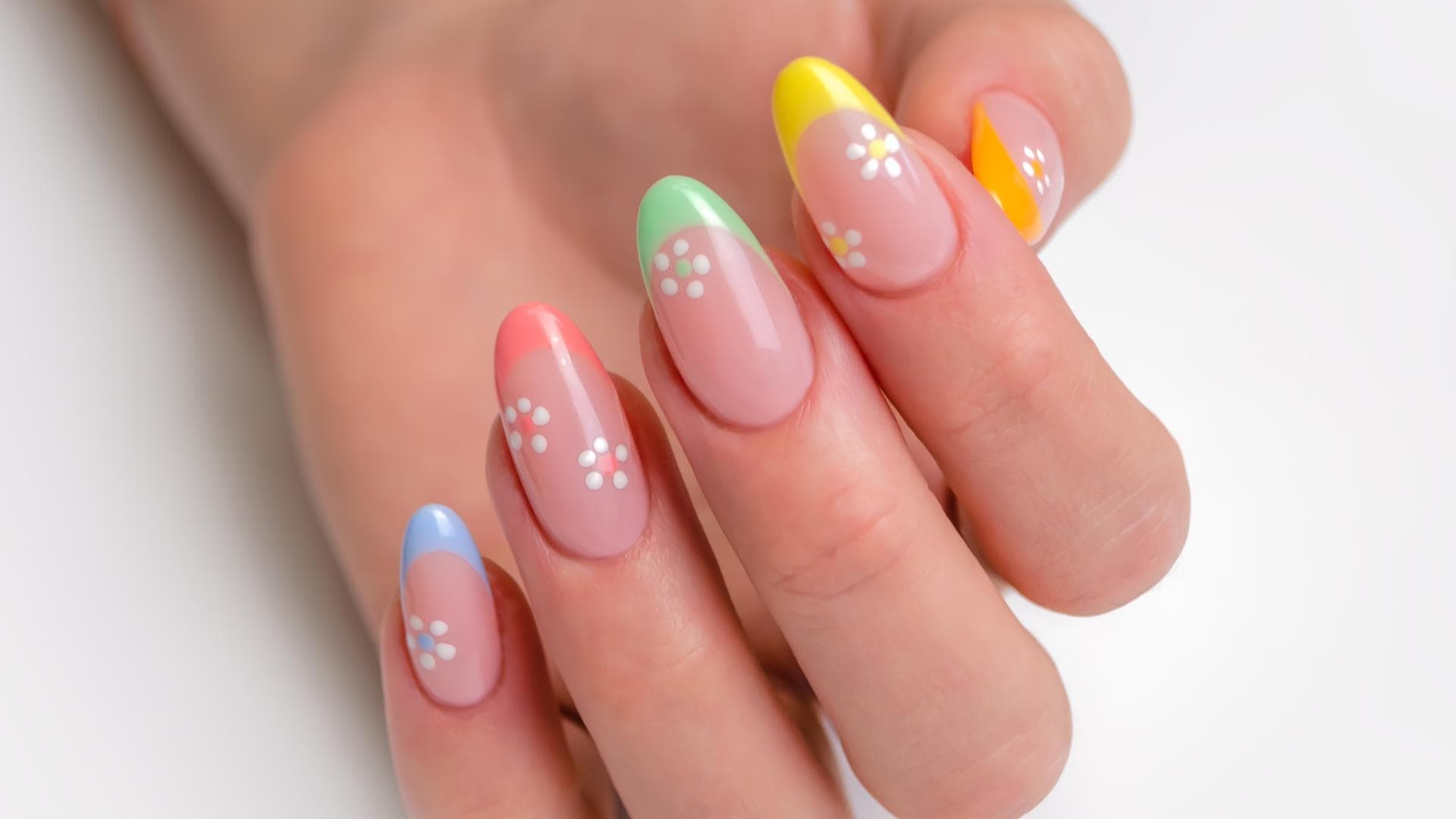 Nageltrend Blumen