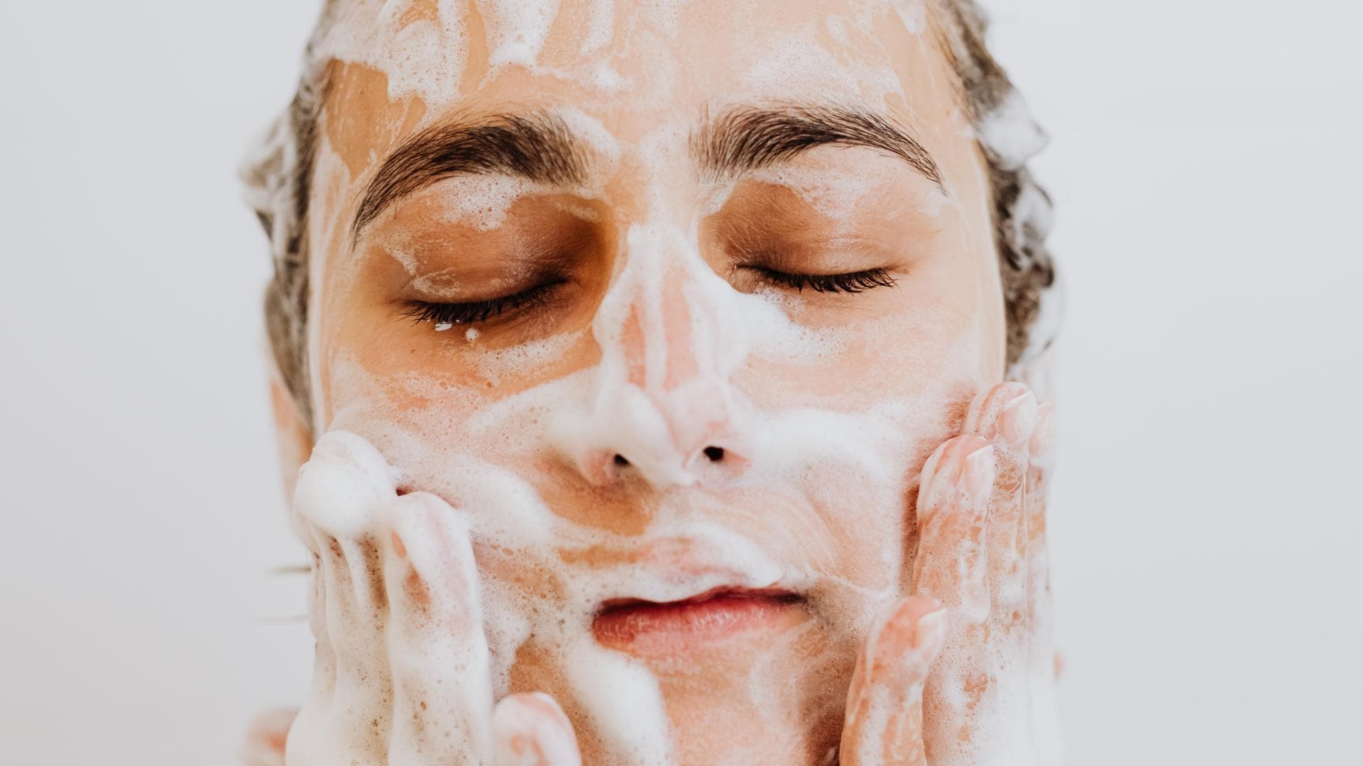 Gesicht waschen Cleanser