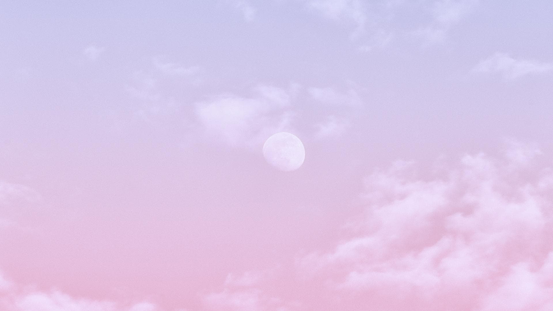 Pinke Wolken und Vollmond