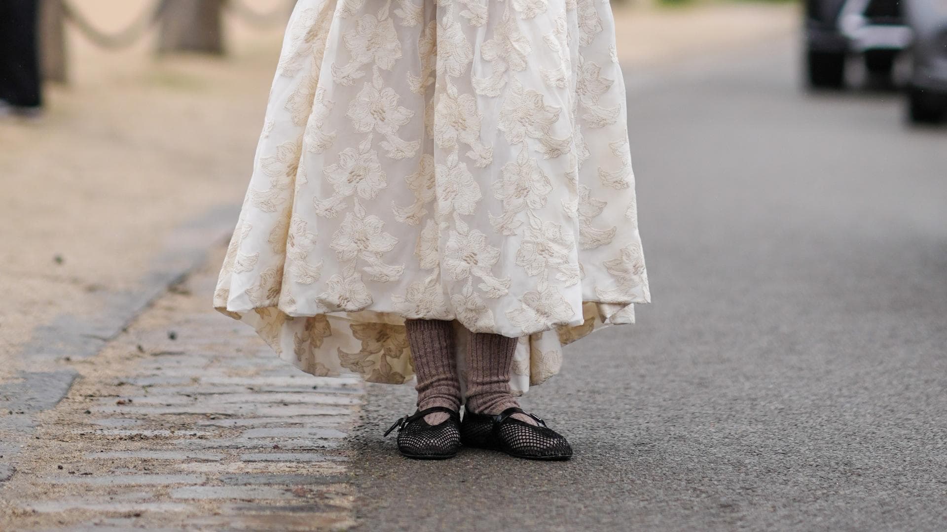Braune Socken in Mesh-Ballerinas