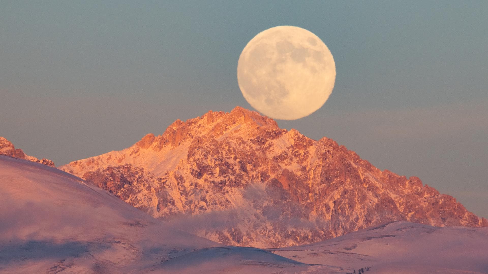 Schneemond im Februar: Für 3 Sternzeichen wendet sich das Schicksal