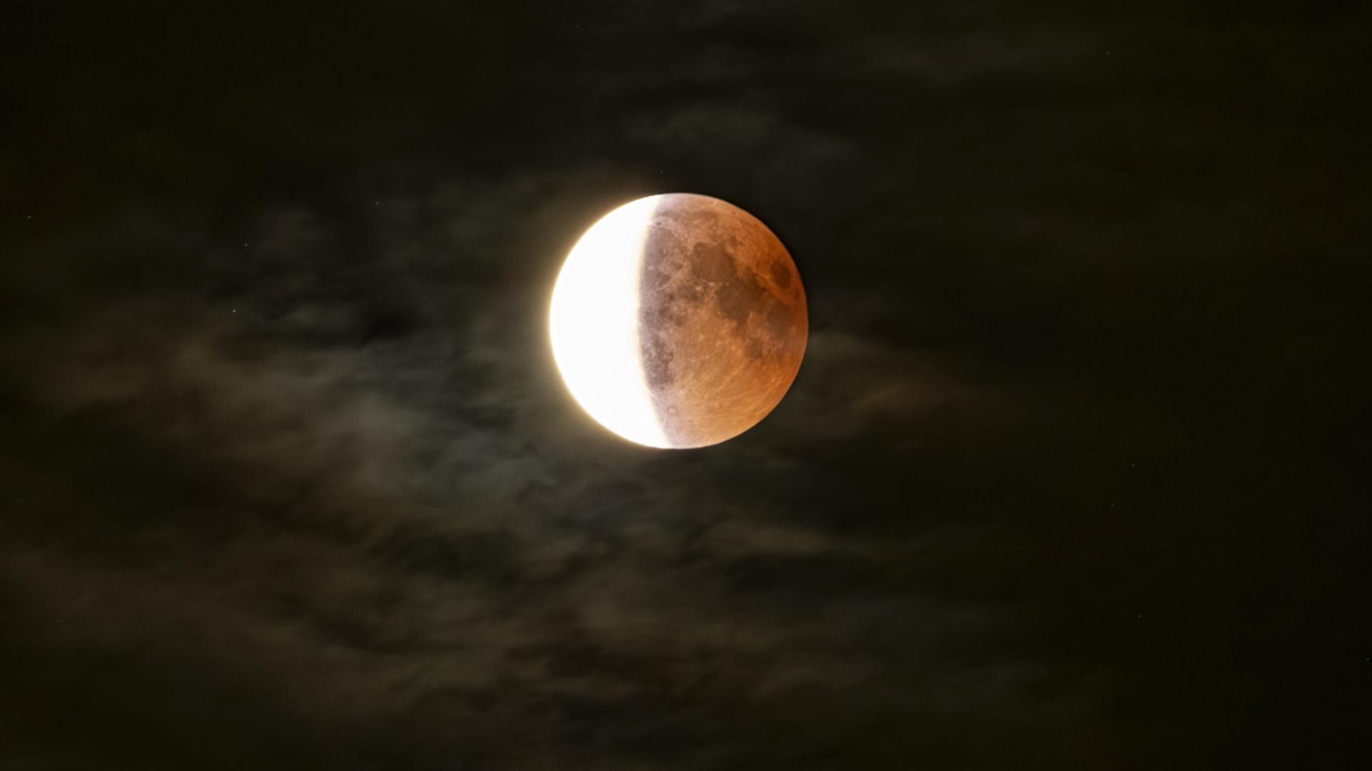 Mondfinsternis in der Jungfrau: 3 Sternzeichen bekommen eine neue Chance