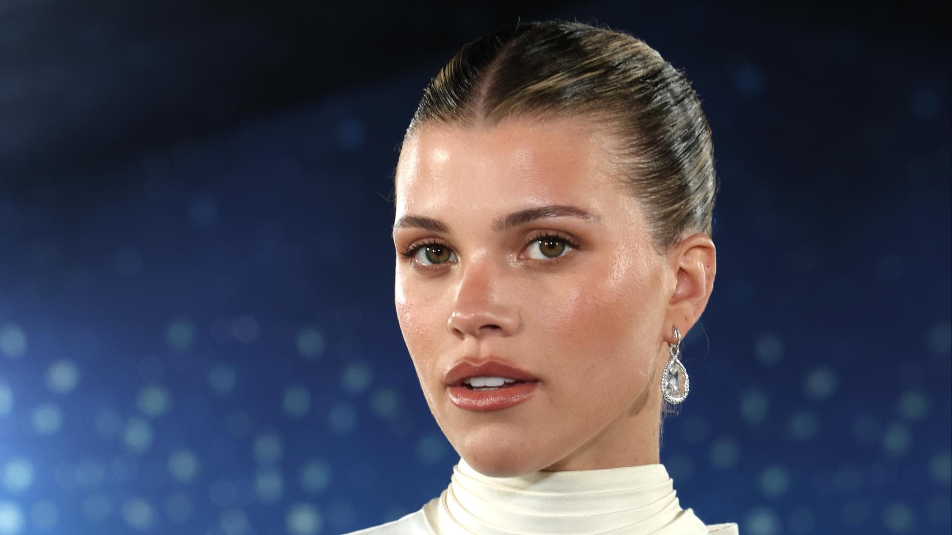 Sofia Richie Grainge revolutioniert die Kurzhaarfrisuren und trägt jetzt einen French Bob