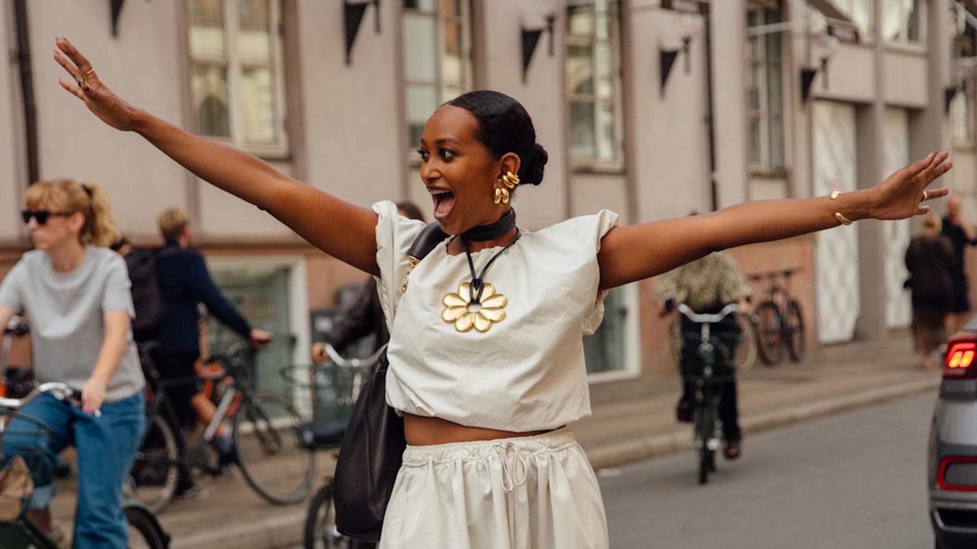 Statt Shorts + T-Shirt: Das ist die neue Sommer-Uniform der Fashionistas