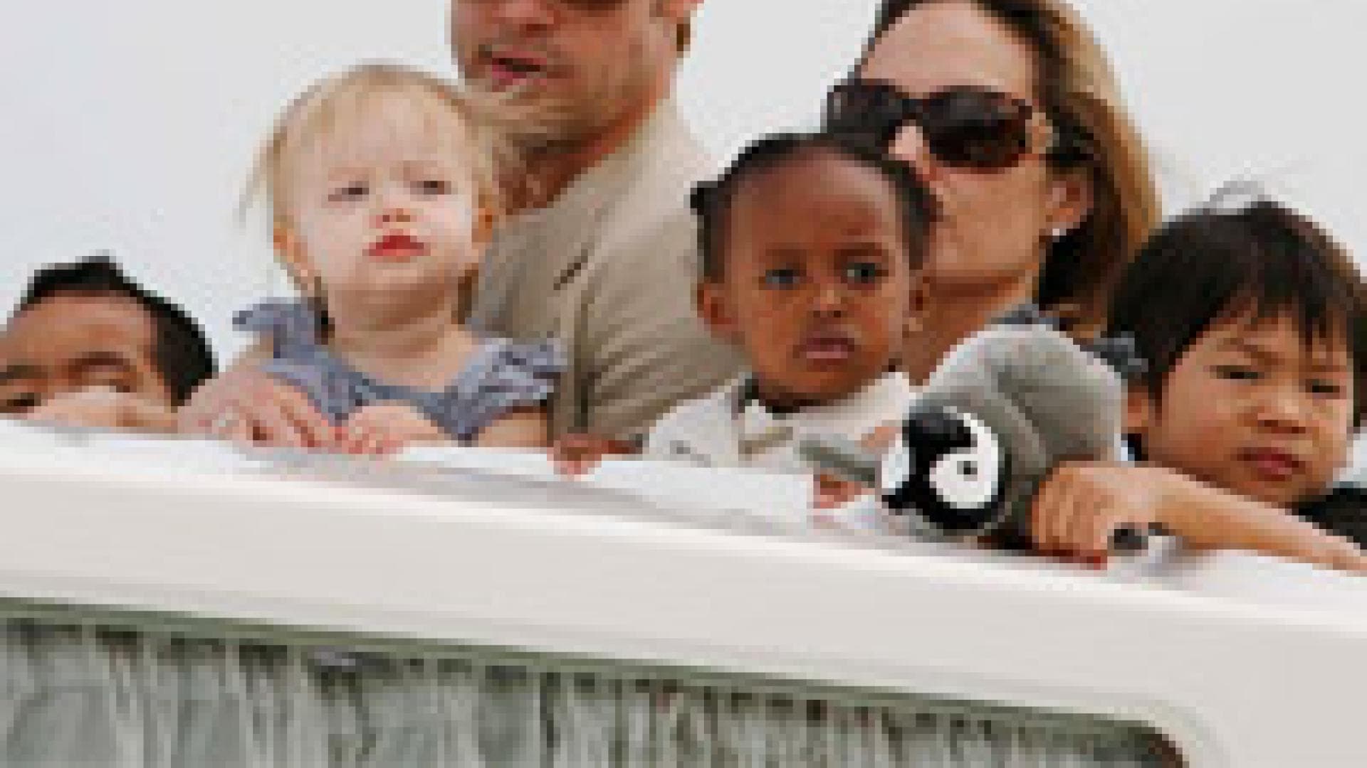 alles-ueber-angelina-jolie-200x250-bild-2-118644.jpg