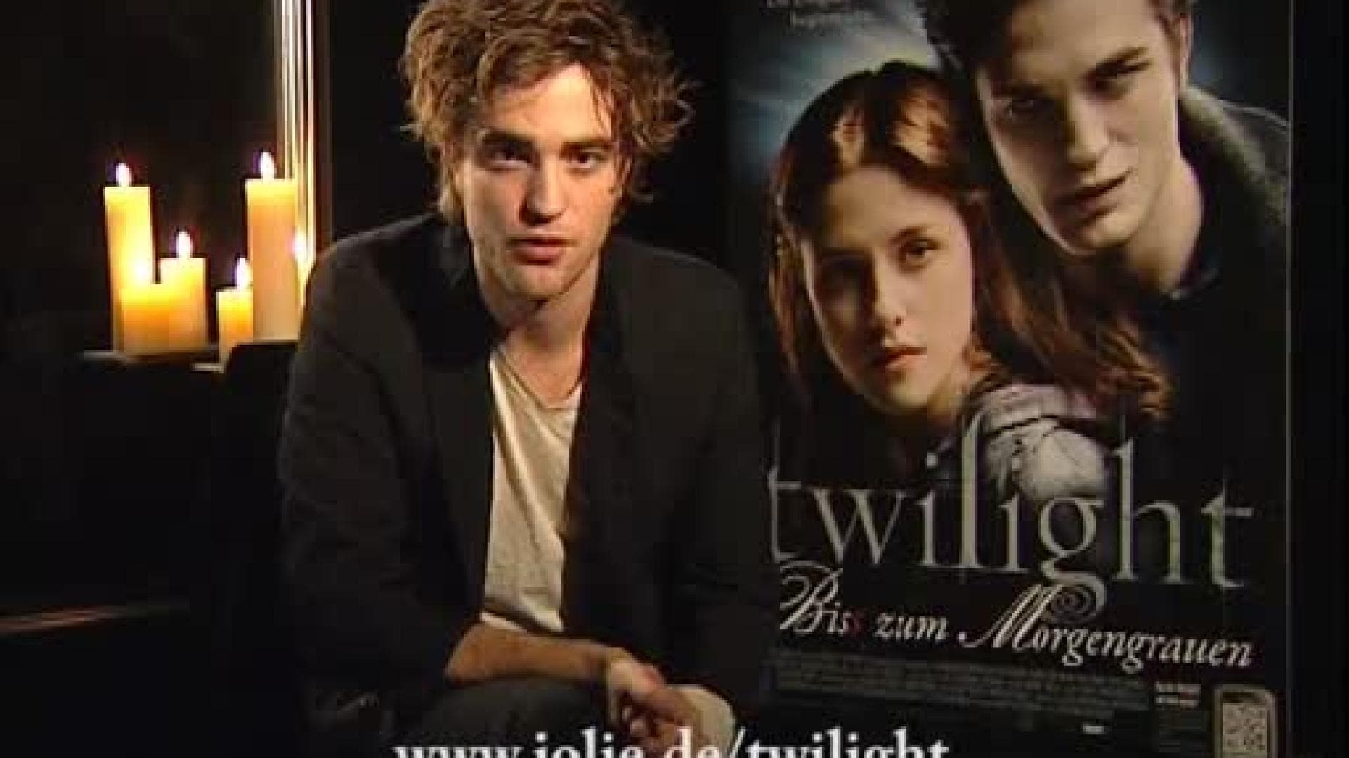 robert-pattinson-gruesst-die-jolie-de-leserinnen-512x410-1260502.jpg