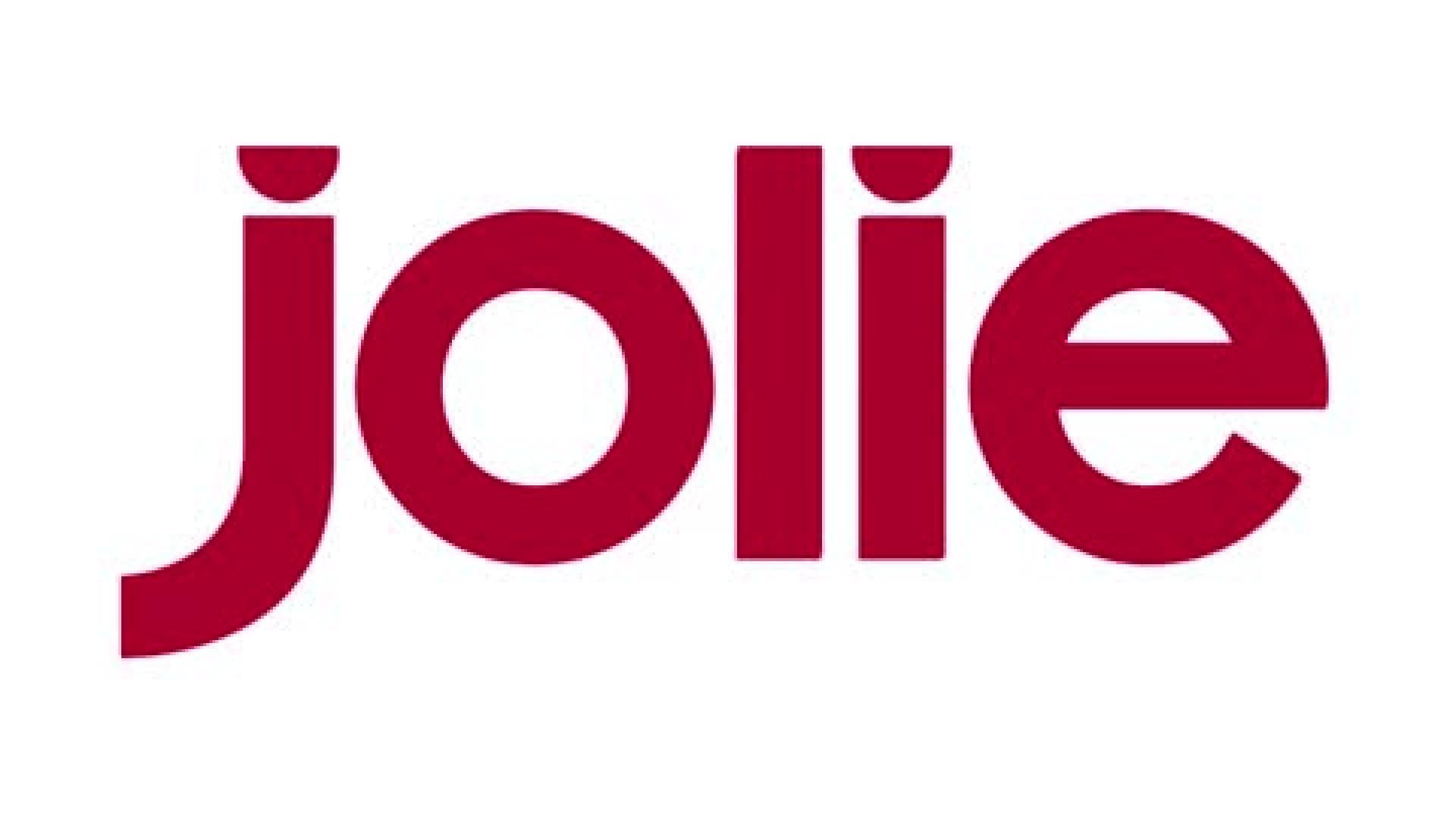 jolie-trifft-sarah-kuttner-und-fahri-yardim-480x270-1949623.jpg