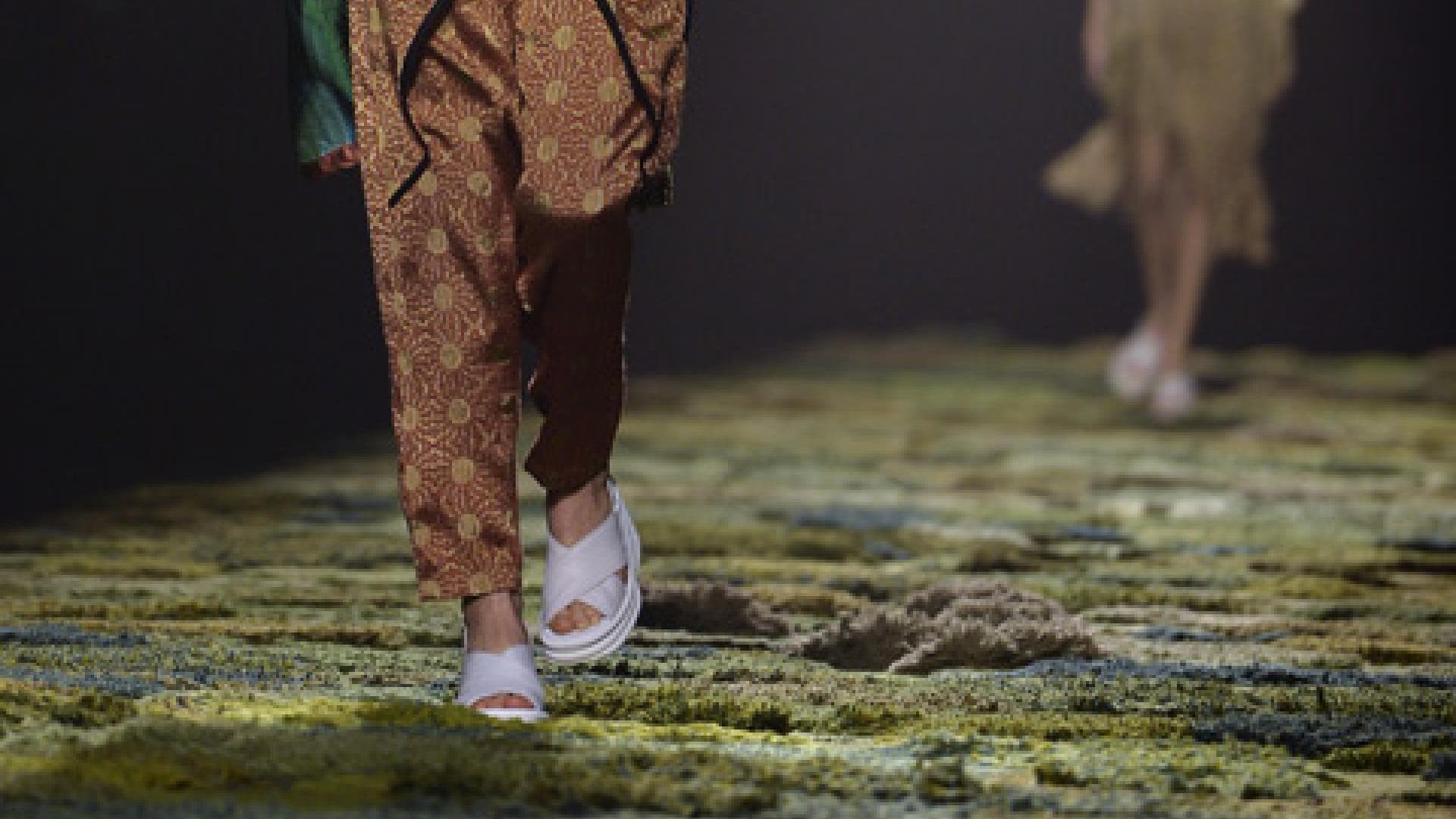 dries-van-noten-fs-2015-1988679.jpg