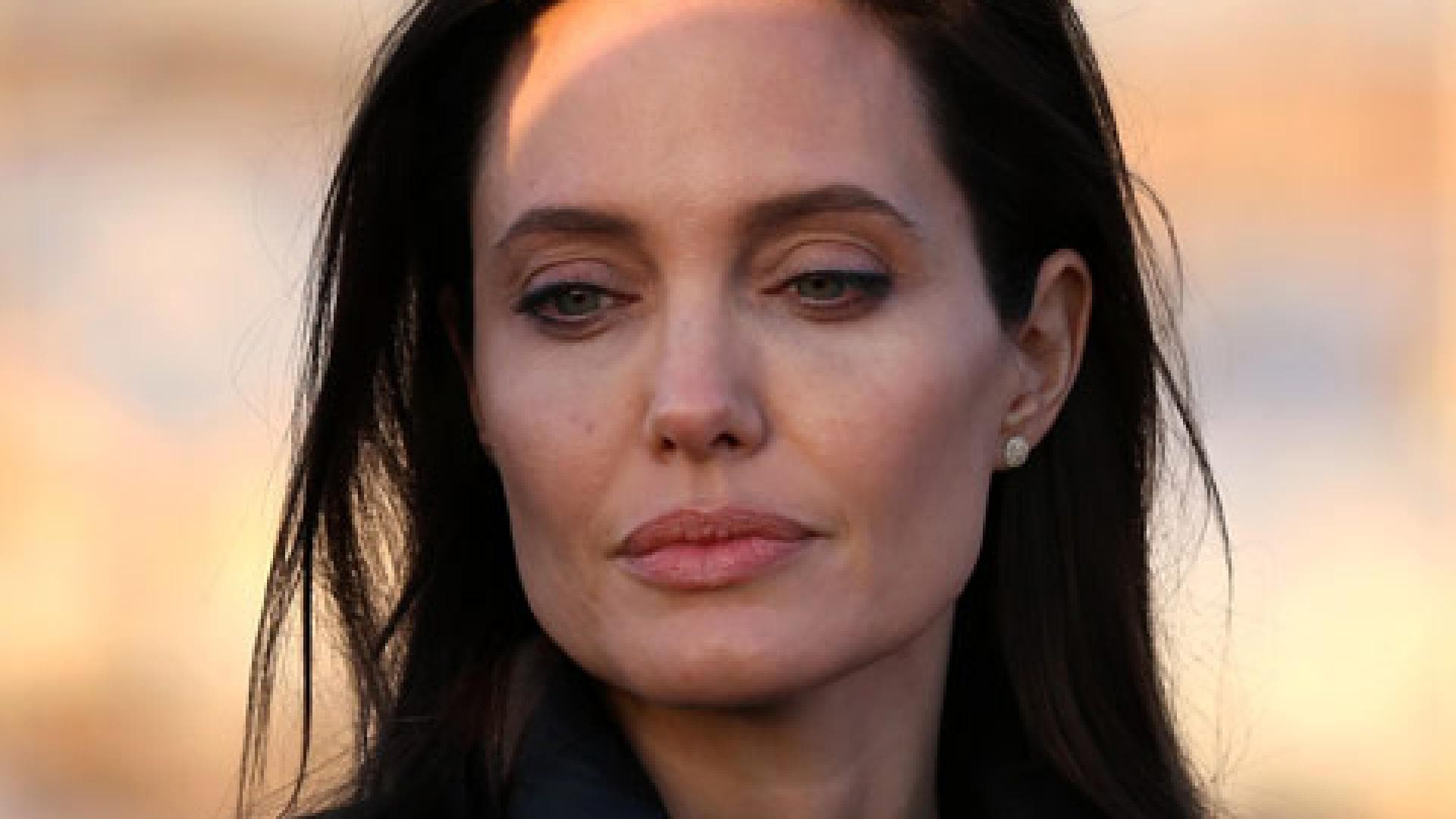 angelina-jolies-doppelgaengerin-gi-480x360-2080041.jpg