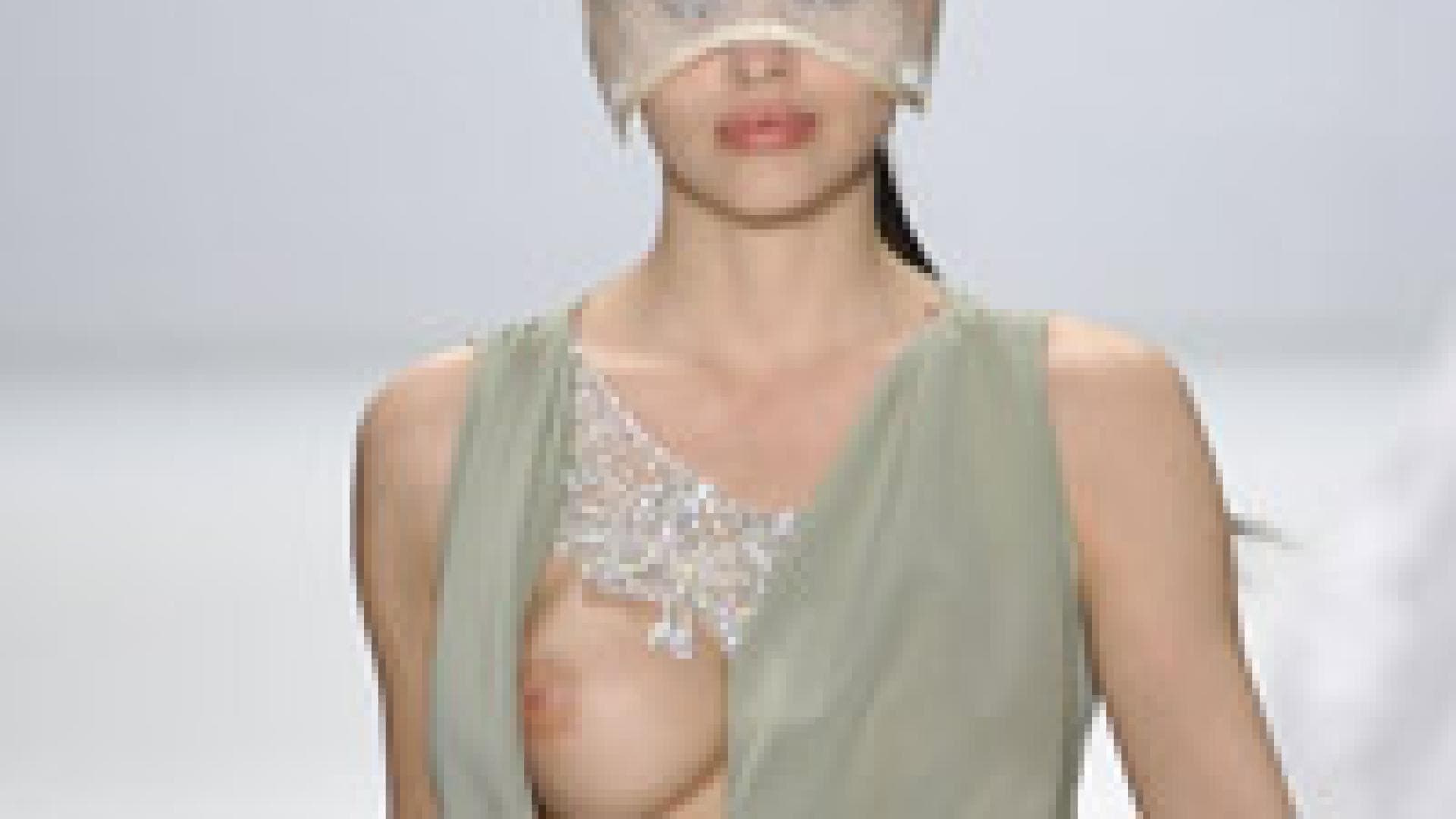 Nippelblitzer auf der Fashion Week