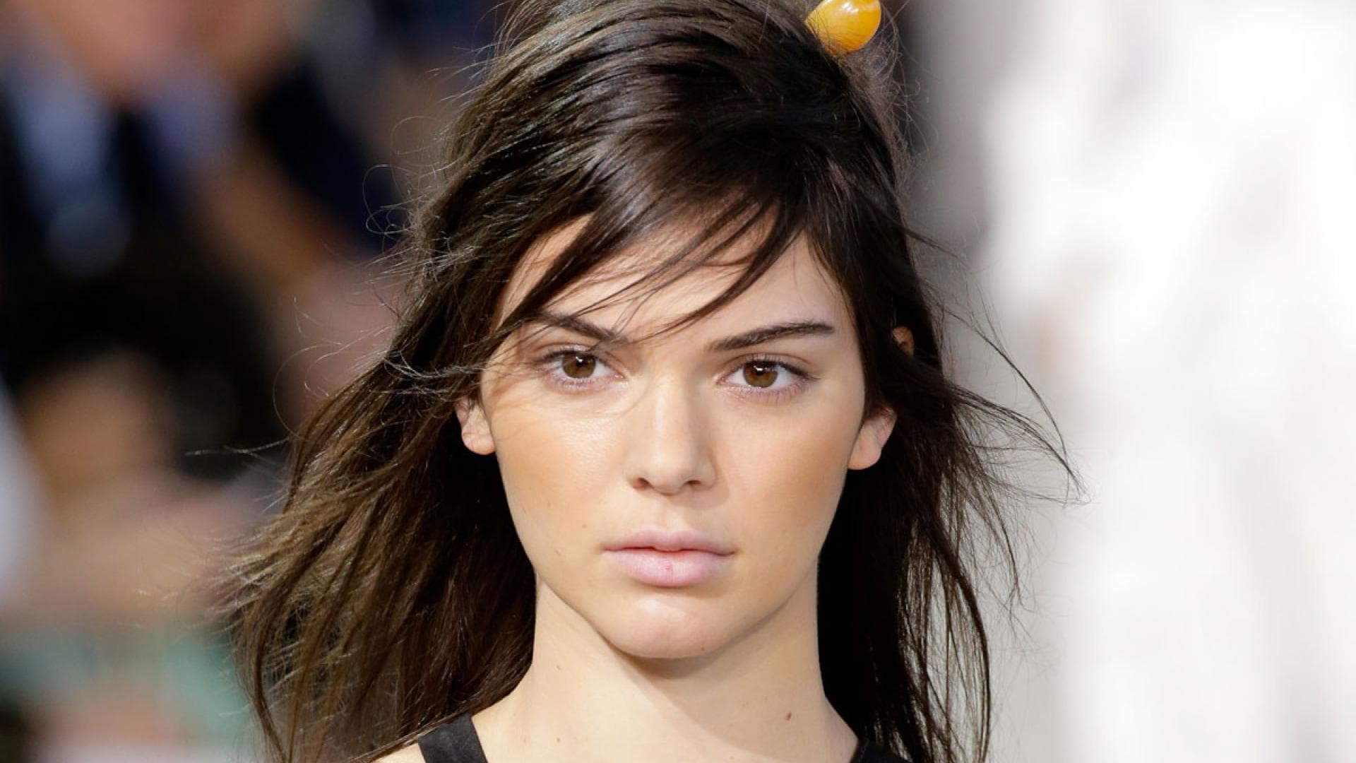 Kendall-Jenner-klaut-1200x900