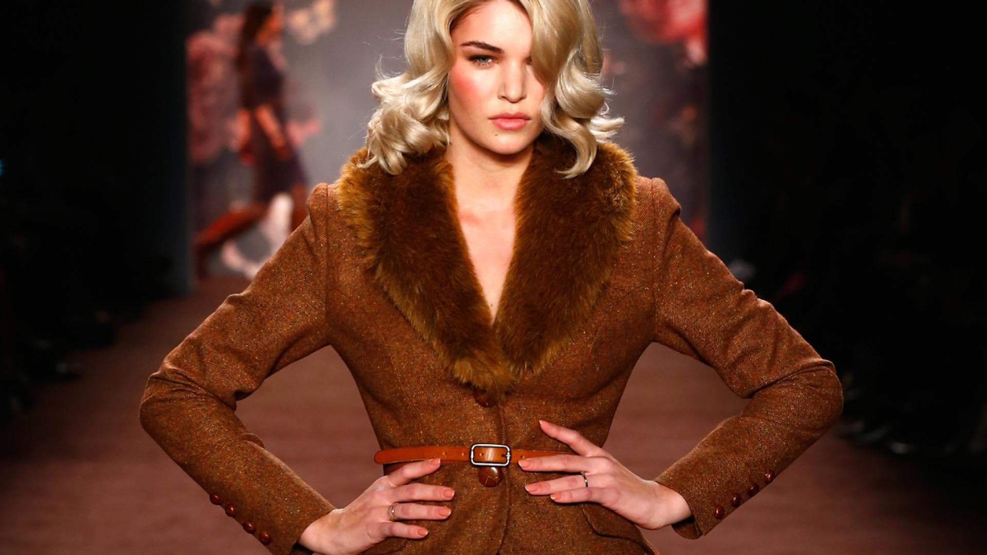 Lena Hoschek "The Brits"