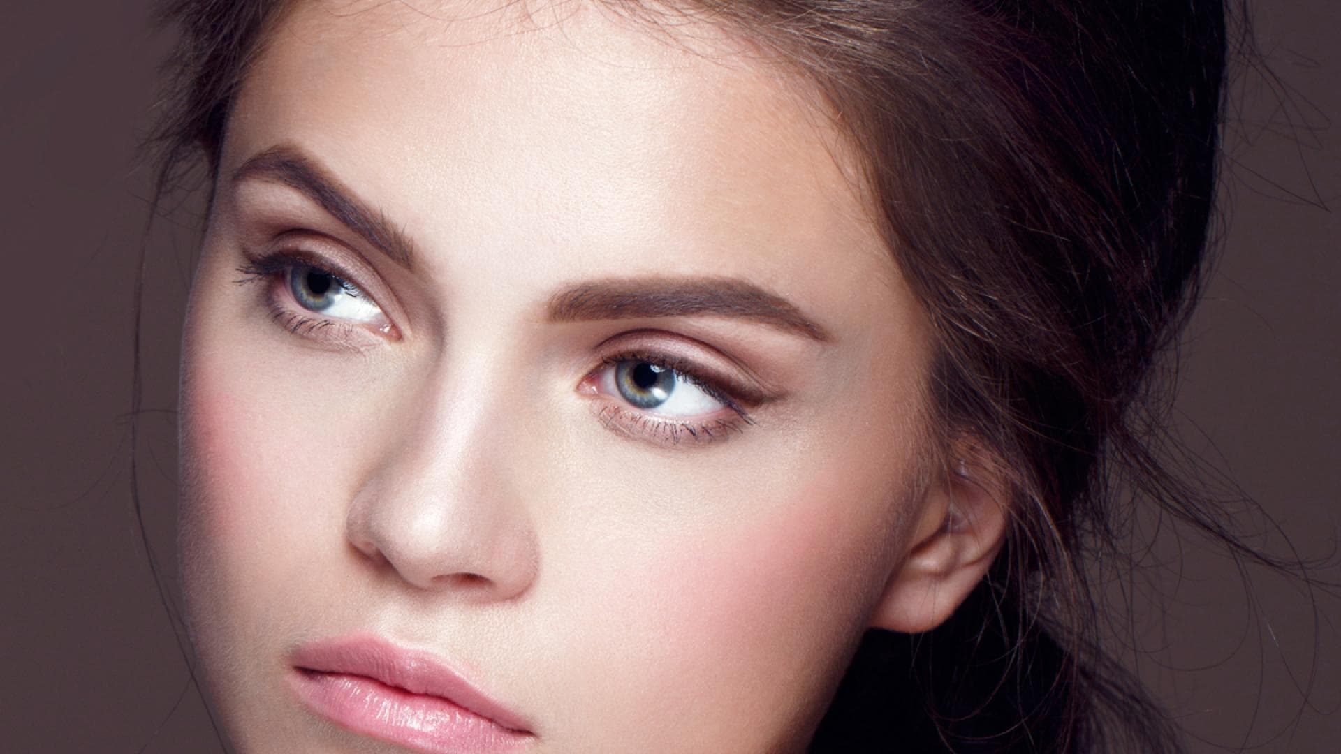 Welche Eyelinerfarbe zur Augenfarbe?