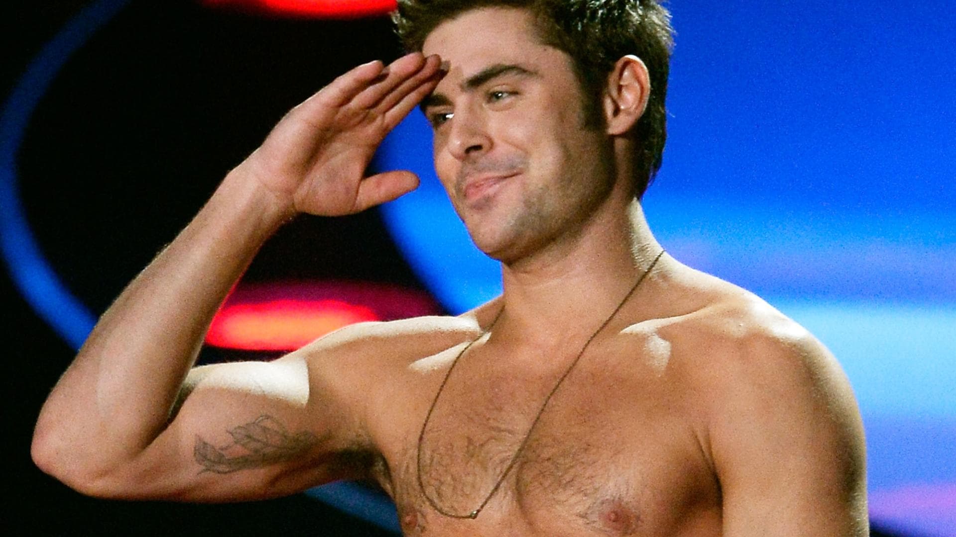 zac-efron-wasserstoffblonde-haare