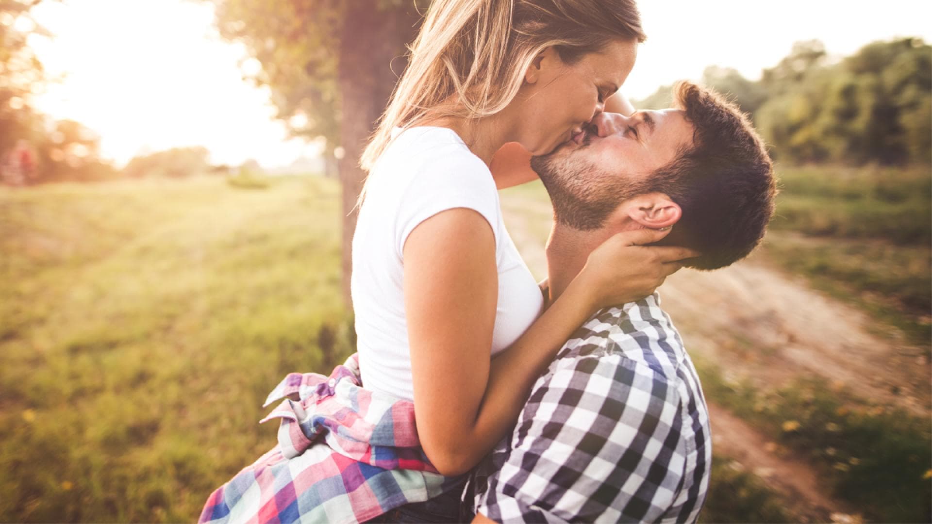 Frauen mit hässlichen Partnern sind glücklicher Studie