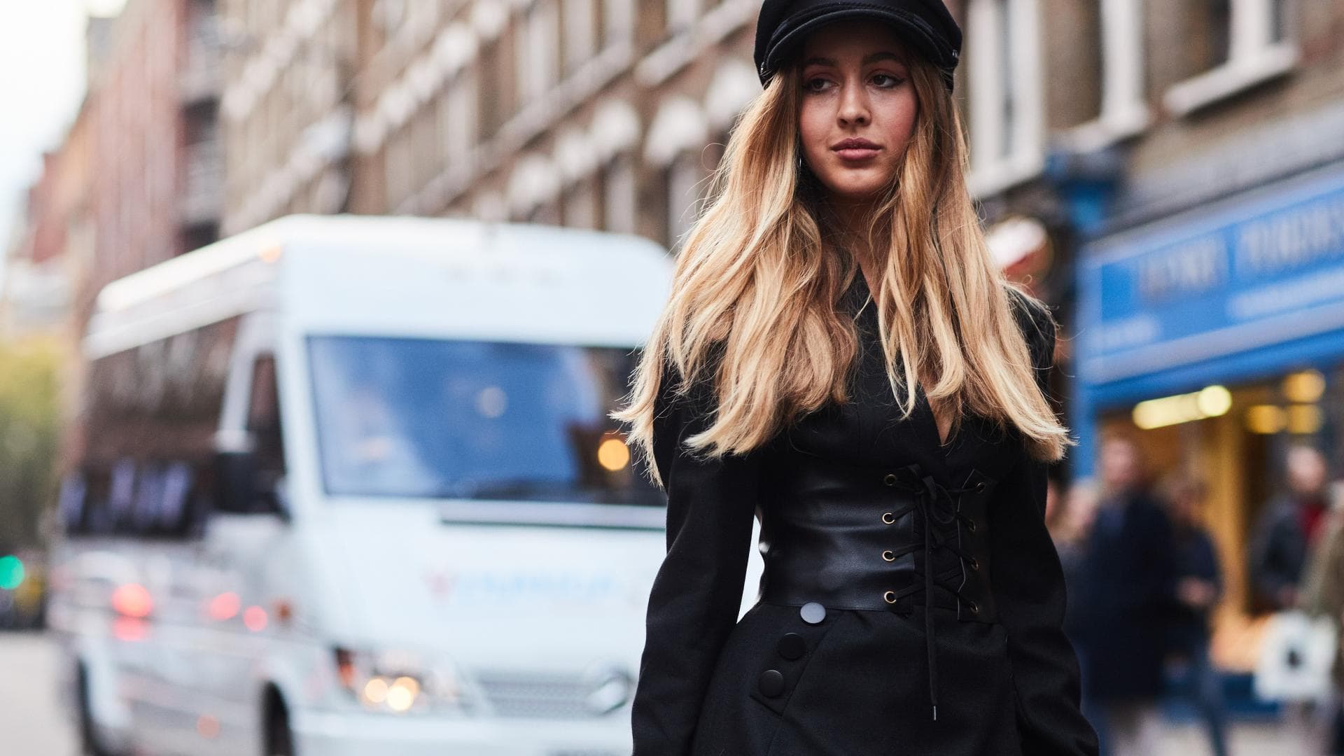 Streetstyle schwarz Model