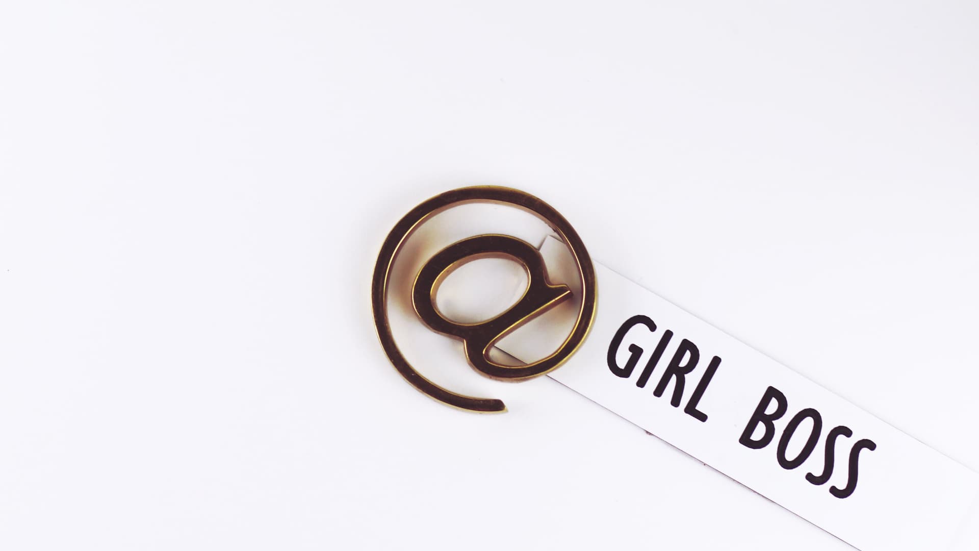 everygirlboss-com-629347-unsplash