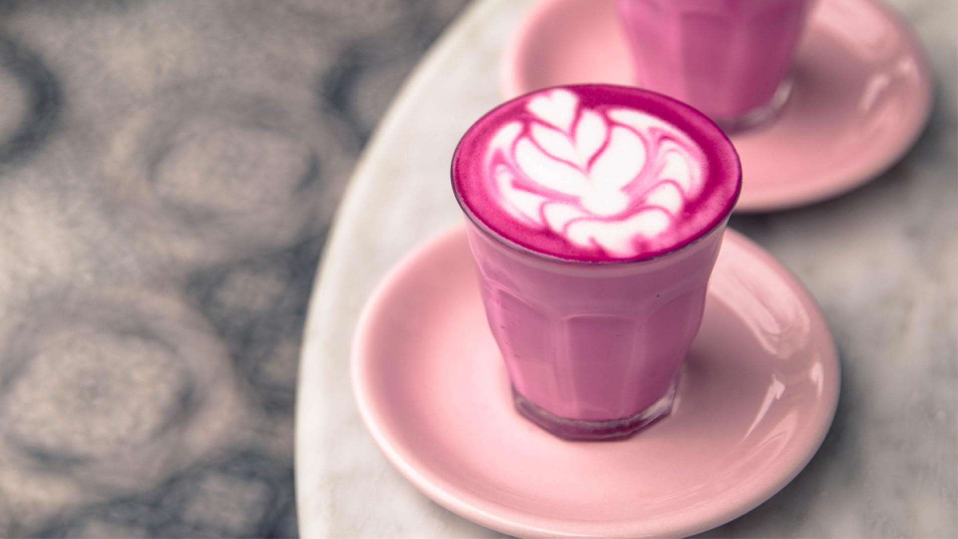 Pink Latte Rezept mit Rote Beete