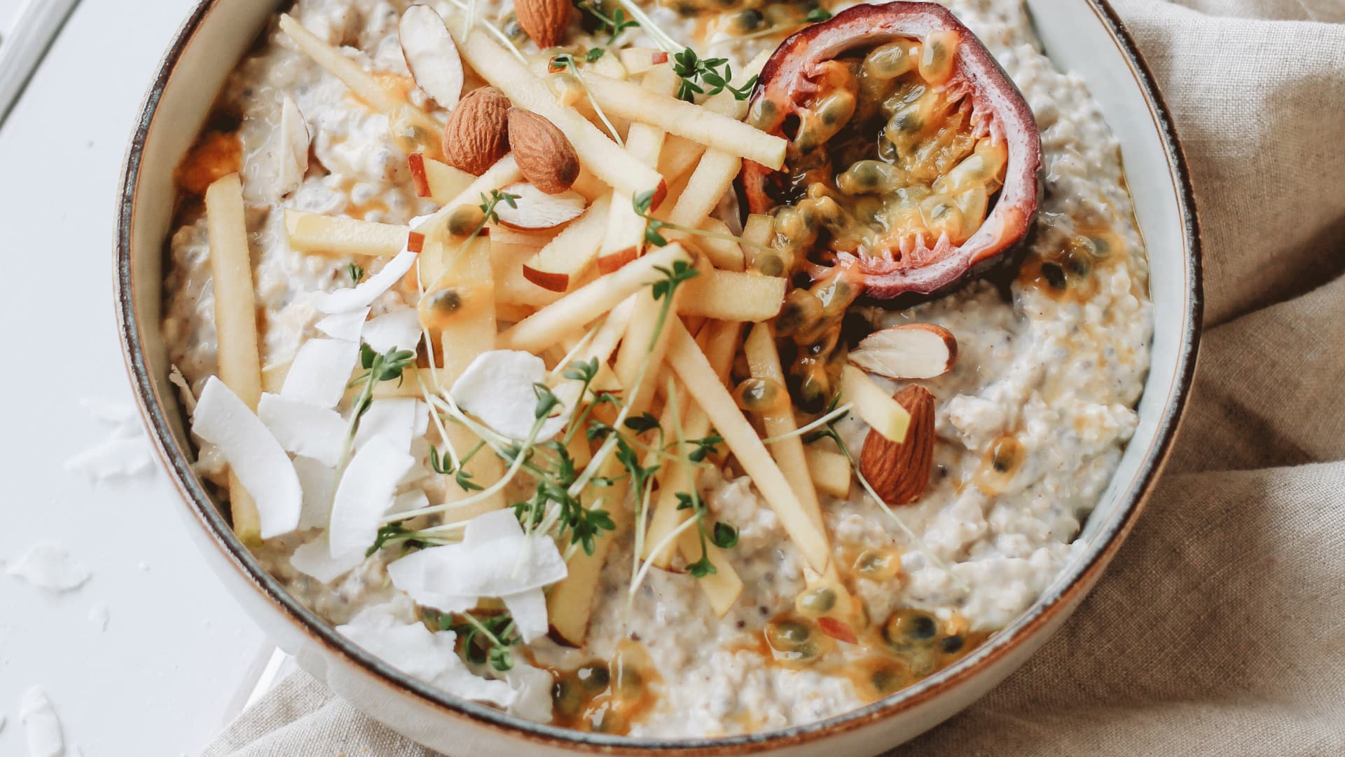 Zur Seite Acai Bowl: Jetzt kommt die Coconut Bowl