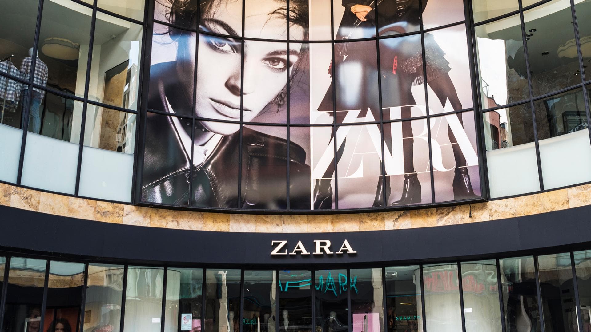 Zara-customizing-shopping