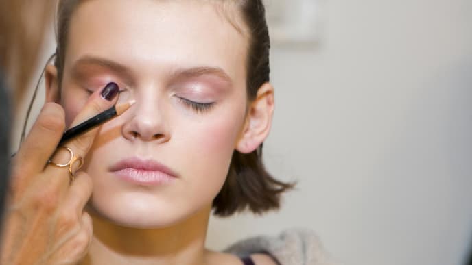 Augen schminken