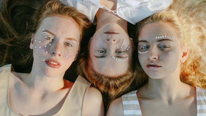 Horoskop Thema: Drei Frauen