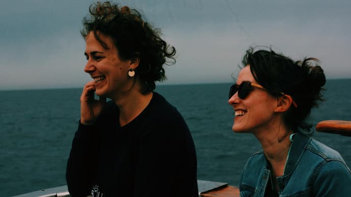 Frauen am Meer