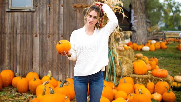 Diesen „Pumpkin Spice“-Pullover von Amazon wollen gerade alle!