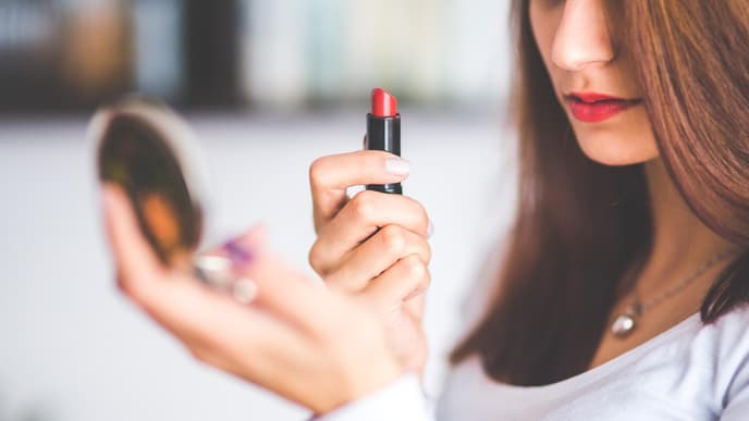 Lippenstiftfarbe finden